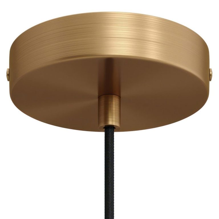 Lampenbaldachin mit goldenem, metallischem Gehäuse und schwarzem Kabel.